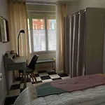 Au Parisien *