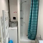 Au Parisien דירה *