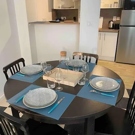 Au Parisien Apartment *